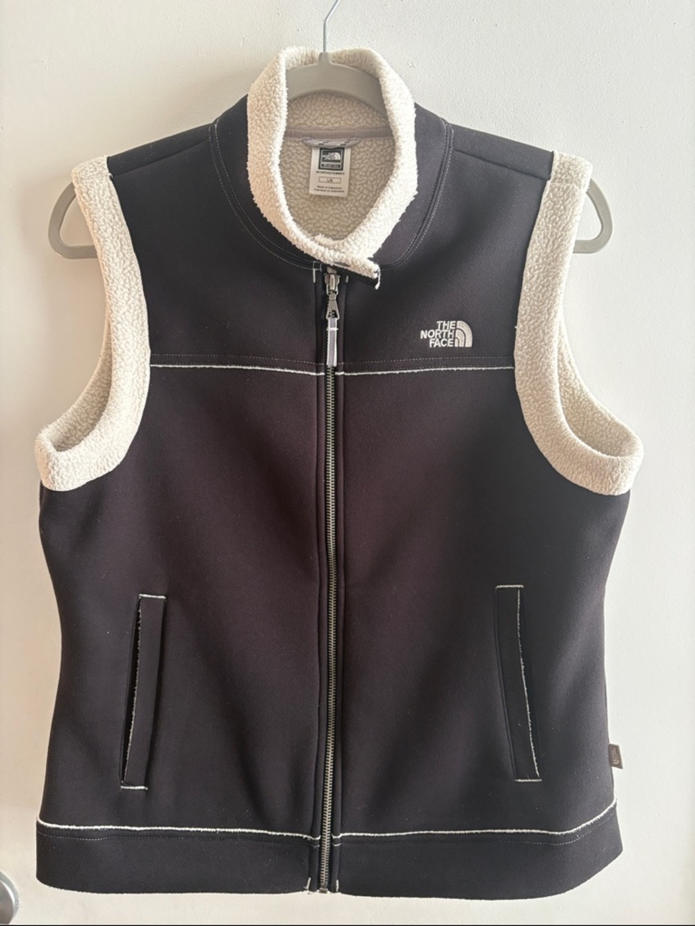 The North Face Black Preppy Vest with Cream Sherpa Trim SZ L